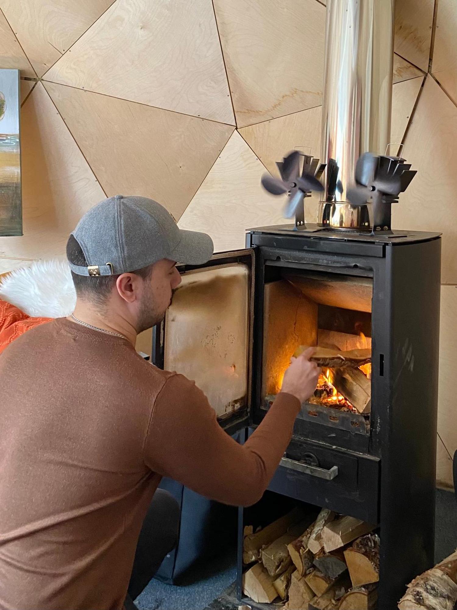 Aurora Igloo Fireplace-Heated Tents In A Secret Forest With Private Jacuzzi And Shared Sauna Bathroom And Dog Friendly Rovaniemi Esterno foto